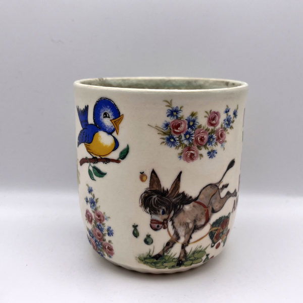 Pots of the Kingdom Horses Cup - Image 3