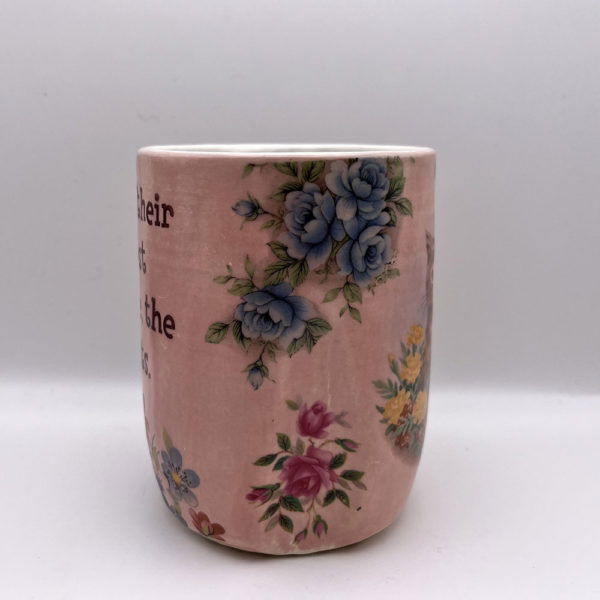 Potimal Crossing Otter Quote Cup - Image 2