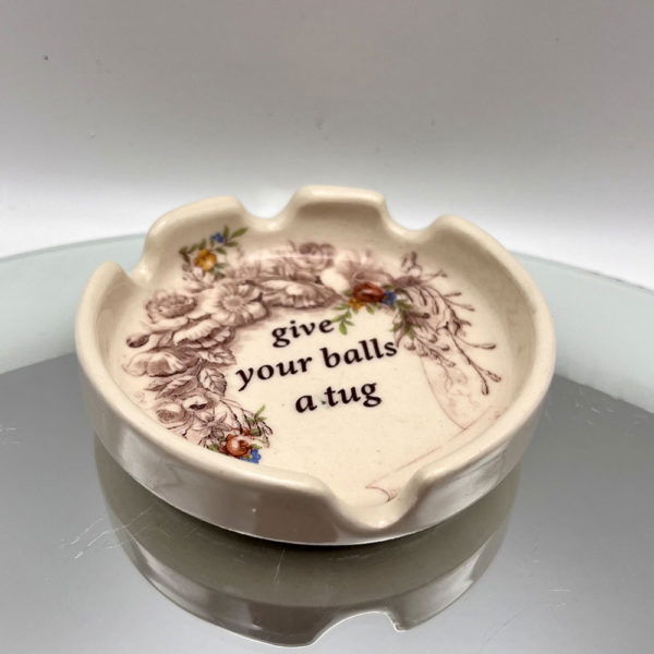 Custom ash tray - raccoon - for Susan Ann - Image 3