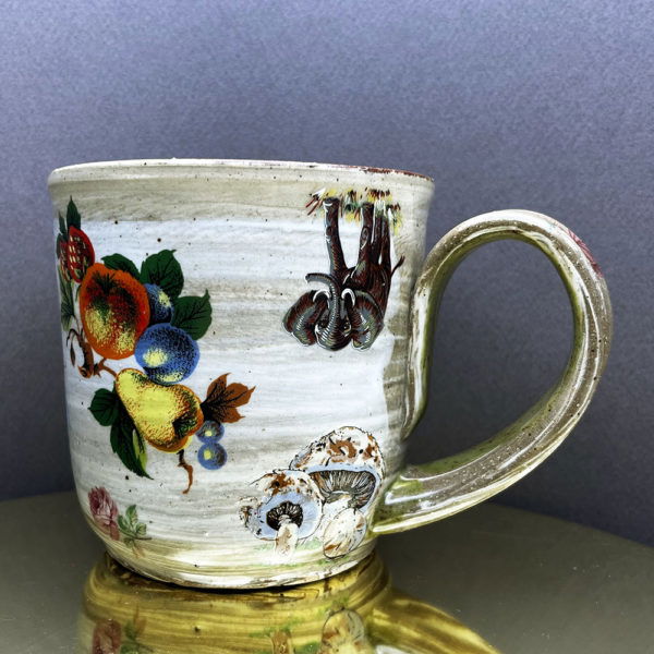 Omegle Menace Agateware Mug - Image 3