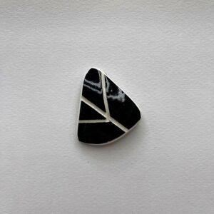Sgraffito Shard Magnet 1