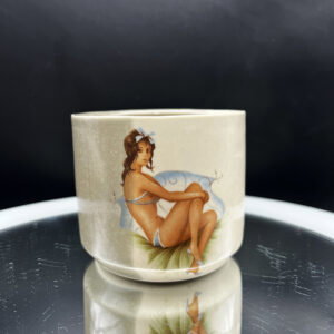 Casual Leanin' Babe Cup - 8 oz [Imperfect: Off-Round]